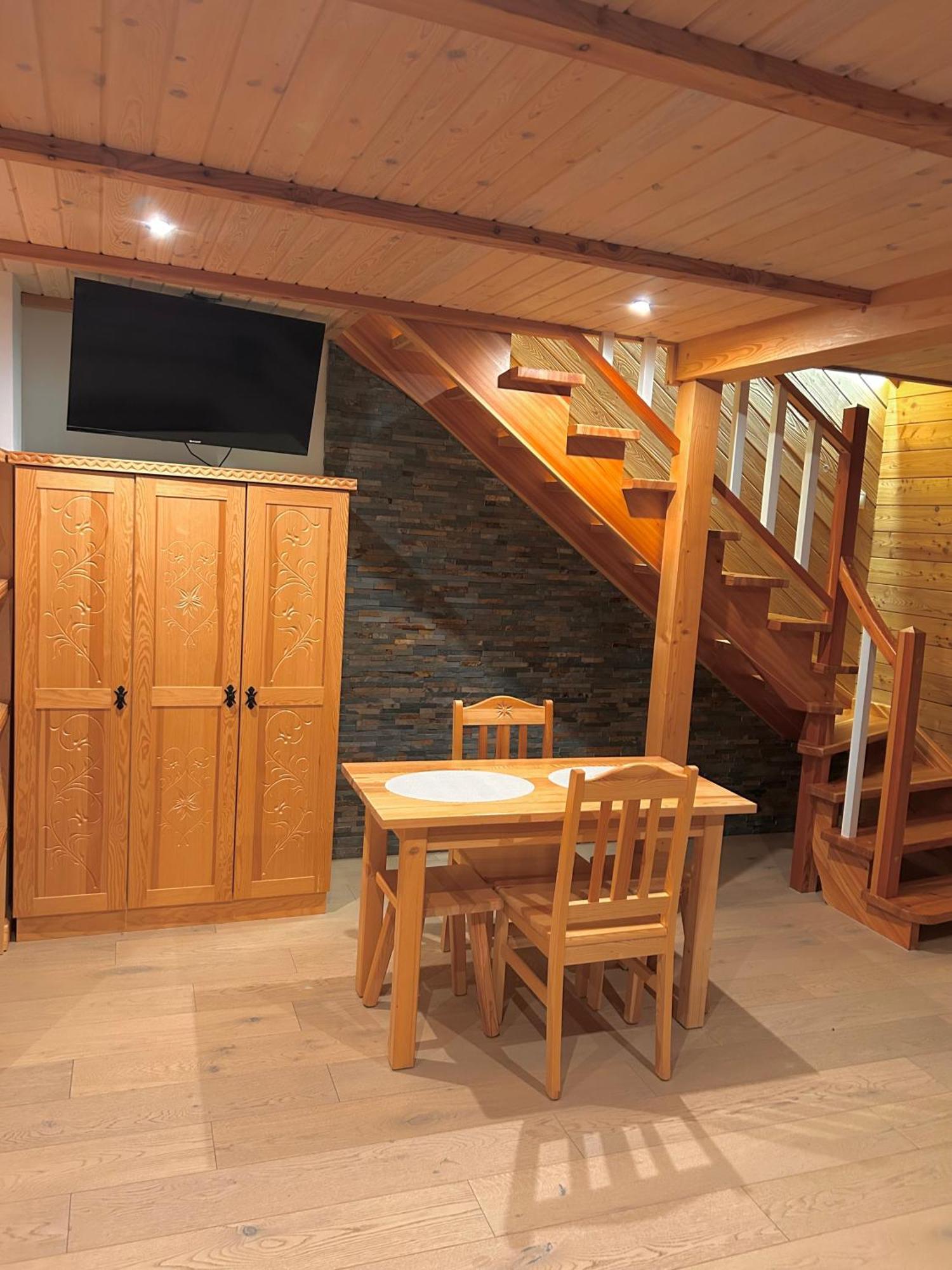 Stella Haus Apartment Dzianisz Ngoại thất bức ảnh